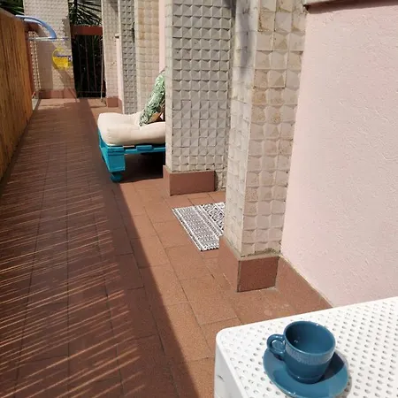 Cali House Apartman *